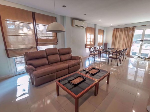 Picture of 3 bed House in Urban Sathorn  Bangchak Sub District H05364