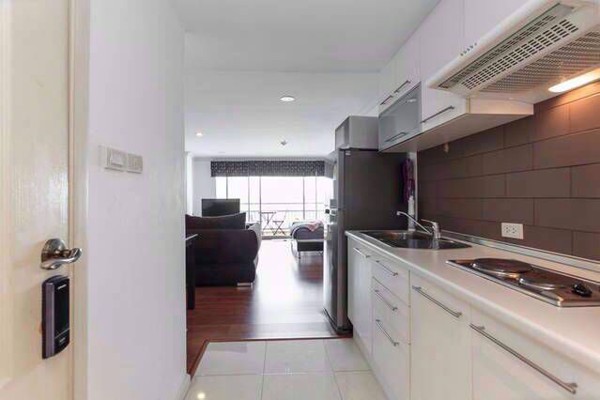 รูปภาพ Studio bed Condo in Grand Park View Khlong Toei Nuea Sub District C09730