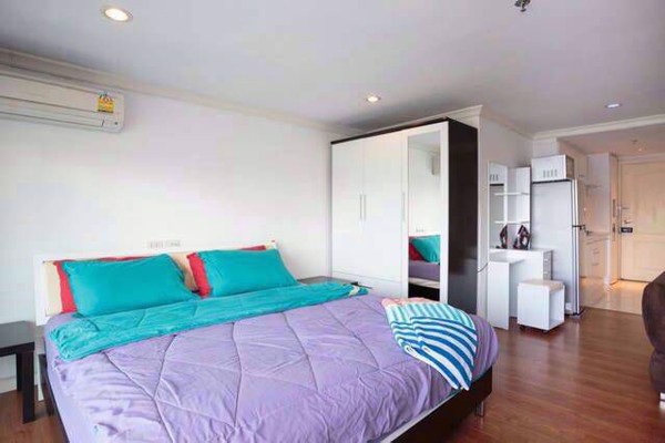 รูปภาพ Studio bed Condo in Grand Park View Khlong Toei Nuea Sub District C09730