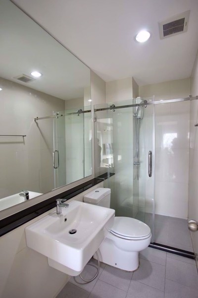 Picture of 2 bed Condo in Aspire Erawan Pak Nam Sub District C09738