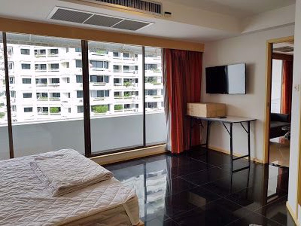 Picture of 3 bed Condo in Diamond Tower Silom Sub District C09755