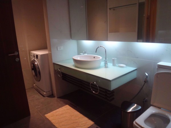 Picture of 1 bed Condo in The Legend Saladaeng Silom Sub District C09756