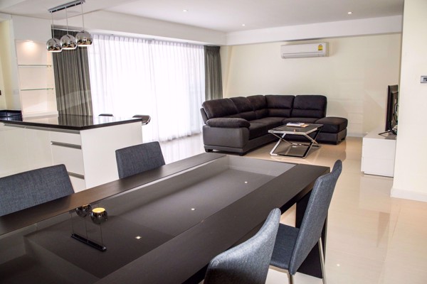 รูปภาพ 1 bed Condo in Diamond Tower Silom Sub District C09759