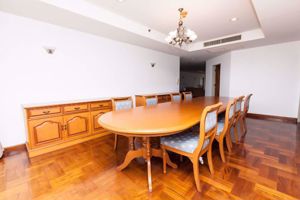 รูปภาพ 4 bed Condo in Las Colinas Khlong Toei Nuea Sub District C09763