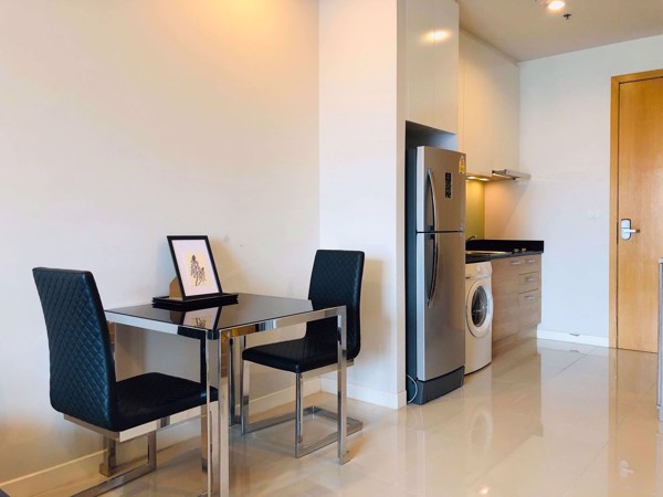 รูปภาพ 1 ห้องนอน คอนโด ในโครงการ Circle Condominium เขตราชเทวี แขวงมักกะสัน C09765