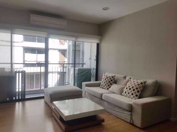 รูปภาพ 2 bed Condo in Renova Residence Chidlom Lumphini Sub District C09773