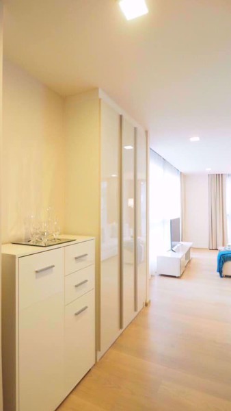 Picture of 3 bed Condo in LIV@49 Khlong Tan Nuea Sub District C09804