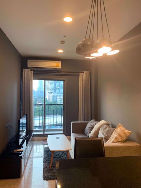 Picture of 1 bed Condo in The Crest Sukhumvit 34 Khlongtan Sub District C09857