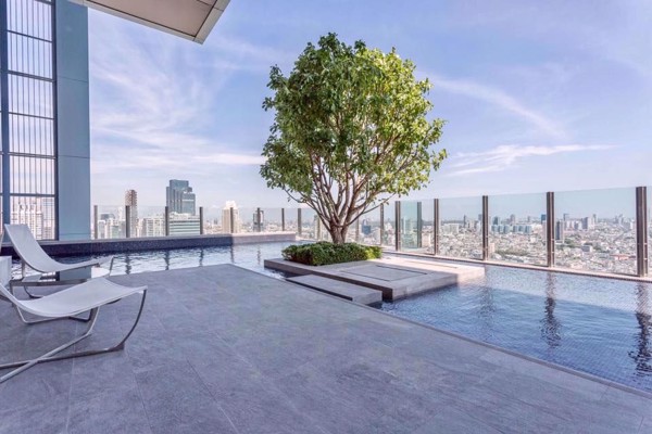 รูปภาพ 1 bed Condo in The Diplomat Sathorn Silom Sub District C09862