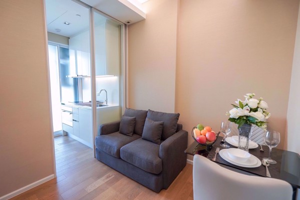 Picture of 1 bed Condo in The Saint Residences Chomphon Sub District C09872