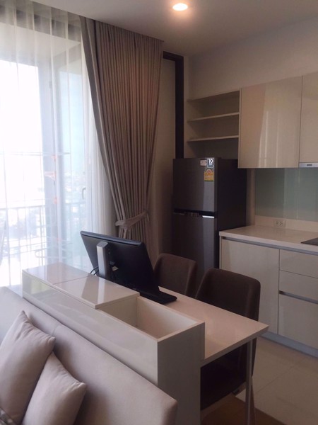 Picture of 1 bed Condo in Bright Wongwian Yai Bukkhalo Sub District C09883