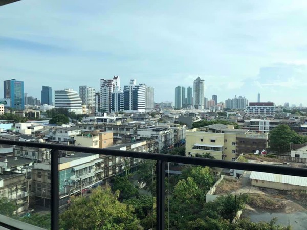 Picture of 1 bed Condo in The Lofts Yennakart Chong Nonsi Sub District C09910