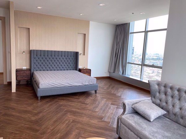 รูปภาพ 4 bed Penthouse in Baan Sathorn Chaopraya Khlong Ton Sai Sub District P04328