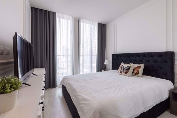 รูปภาพ 1 bed Condo in Noble Ploenchit Lumphini Sub District C09970