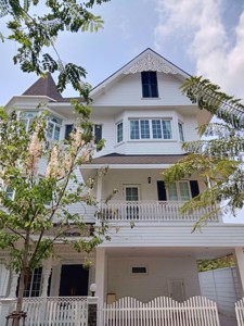 Picture of 4 bed House in Fantasia Villa 4  Bang Na Sub District H05371