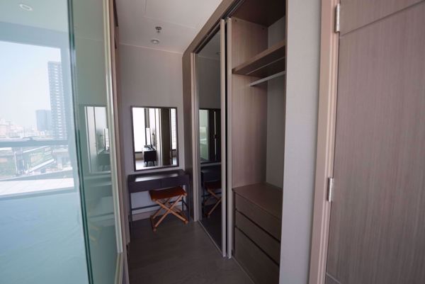 Picture of 1 bed Condo in The Esse at Singha Complex Khlong Toei Nuea Sub District C10032