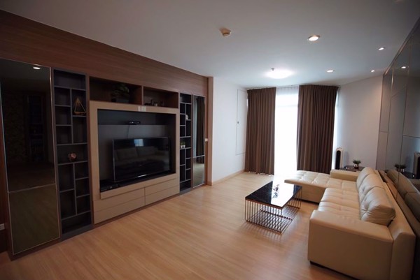 รูปภาพ 2 bed Condo in Baan Sathorn Chaopraya Khlong Ton Sai Sub District C10036