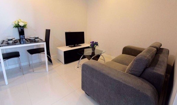 Picture of 1 bed Condo in The Bloom Sukhumvit 71 Phrakhanongnuea Sub District C10043