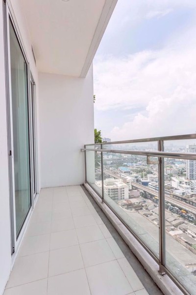 รูปภาพ 2 bed Condo in The Bloom Sukhumvit 71 Phrakhanongnuea Sub District C10044