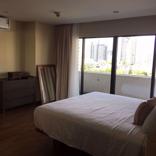 Picture of 2 bed Condo in Richmond Palace Khlong Tan Nuea Sub District C10107