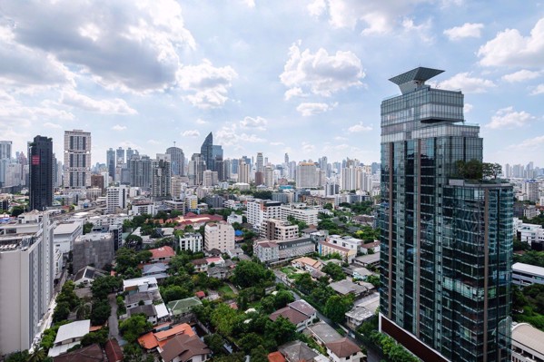 รูปภาพ 3 bed Condo in Fifty Fifth Tower Khlong Tan Nuea Sub District C10153