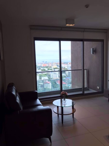 รูปภาพ 1 bed Condo in The Lofts Ekkamai Phrakhanongnuea Sub District C10154