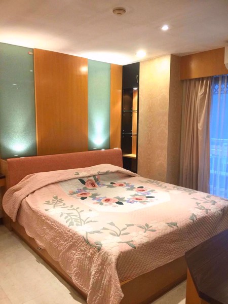 รูปภาพ 2 bed Condo in Green Point Silom Suriyawong Sub District C10169