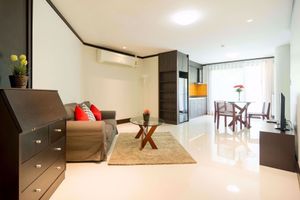 Picture of 1 bed Condo in PR Court Khlong Tan Nuea Sub District C10170