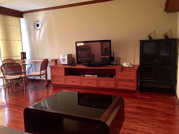 Picture of 1 bed Condo in Lake Avenue Khlongtan Sub District C10207