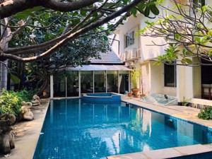 Picture of 6 bed House  Khlong Toei Nuea Sub District H05376