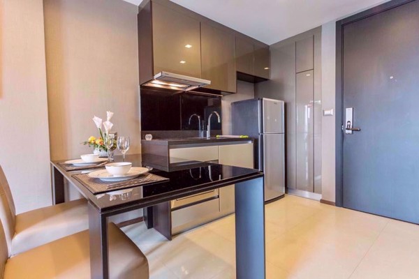 รูปภาพ 1 bed Condo in The Address Sukhumvit 61 Khlong Tan Nuea Sub District C10300