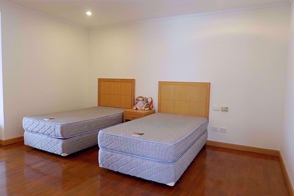 Picture of 3 bed Condo in GM Height Khlongtoei Sub District C10327