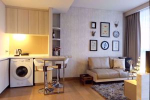 Picture of 1 bed Condo in The Lumpini 24 Khlongtan Sub District C10353