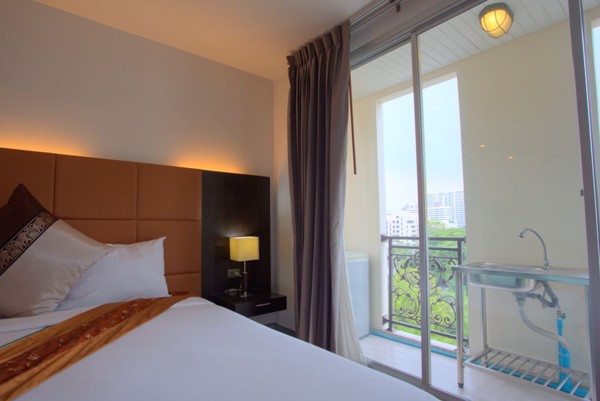 รูปภาพ Studio bed Condo in Mona Suite Khlong Toei Nuea Sub District C10377