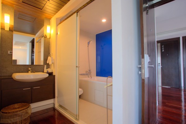 รูปภาพ Studio bed Condo in Mona Suite Khlong Toei Nuea Sub District C10377