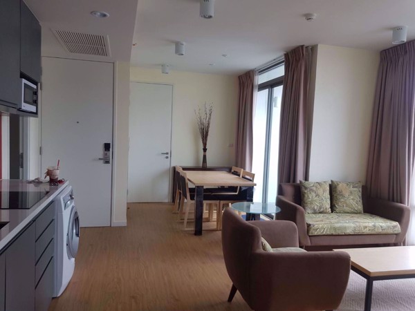 Picture of 2 bed Condo in Siamese Surawong Si Phraya Sub District C10402