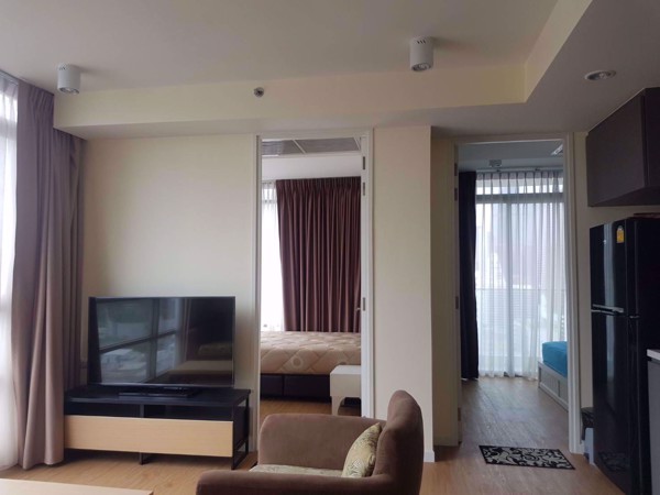 Picture of 2 bed Condo in Siamese Surawong Si Phraya Sub District C10402