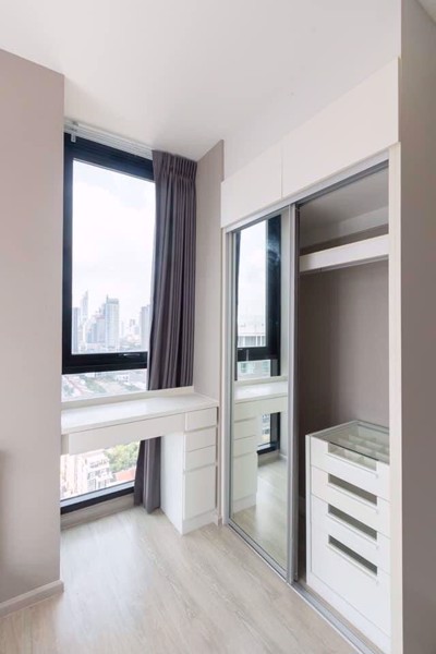 รูปภาพ 1 bed Condo in Condolette Midst Rama 9 Huai Khwang Sub District C10421