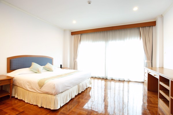 Picture of 3 bed Condo in Chaidee Mansion Khlong Toei Nuea Sub District C10469