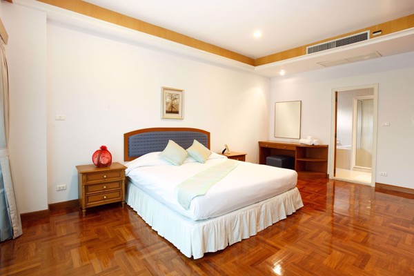 Picture of 3 bed Condo in Chaidee Mansion Khlong Toei Nuea Sub District C10469