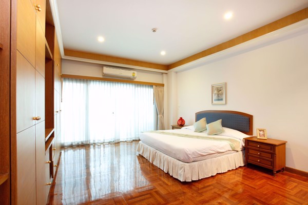 Picture of 3 bed Condo in Chaidee Mansion Khlong Toei Nuea Sub District C10469