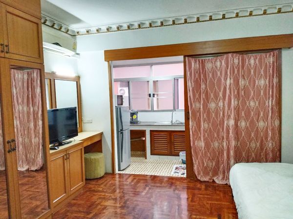 Picture of Studio bed Condo in Hydon Apartment Khlongtoei Sub District C10530