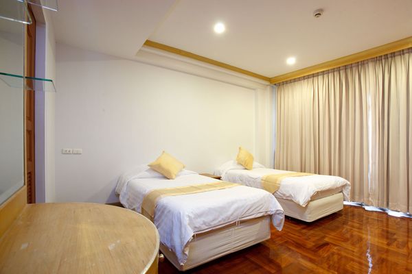 Picture of 3 bed Condo in Chaidee Mansion Khlong Toei Nuea Sub District C10546