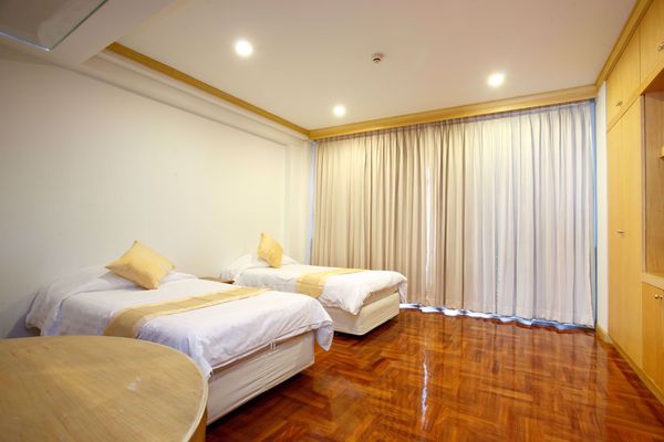 Picture of 3 bed Condo in Chaidee Mansion Khlong Toei Nuea Sub District C10546