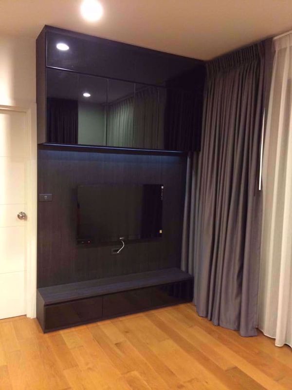 รูปภาพ 1 bed Condo in The Vertical Aree Samsennai Sub District C10559