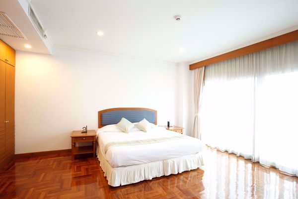 Picture of 3 bed Condo in Chaidee Mansion Khlong Toei Nuea Sub District C10570