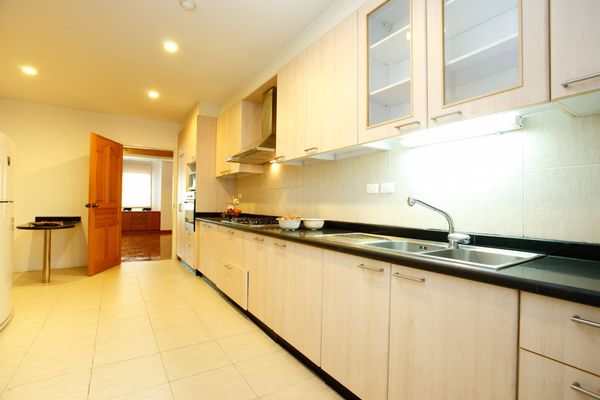 Picture of 3 bed Condo in Chaidee Mansion Khlong Toei Nuea Sub District C10570