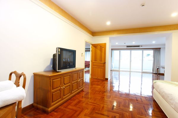 Picture of 2 bed Condo in Chaidee Mansion Khlong Toei Nuea Sub District C10579