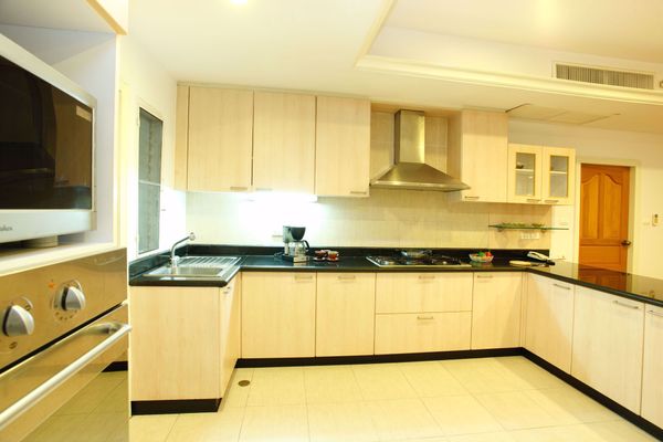 Picture of 2 bed Condo in Chaidee Mansion Khlong Toei Nuea Sub District C10579