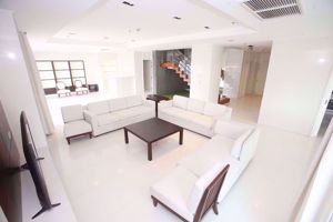 รูปภาพ 4 bed Duplex in Royal Residence Park Lumphini Sub District D10509